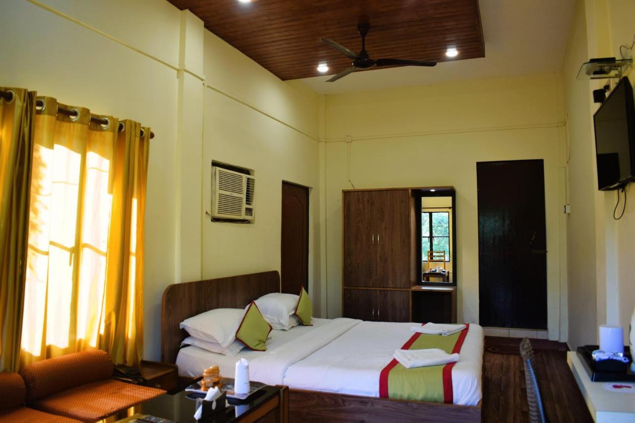 Brahmaputra Jungle Resort Guwahati Exterior foto
