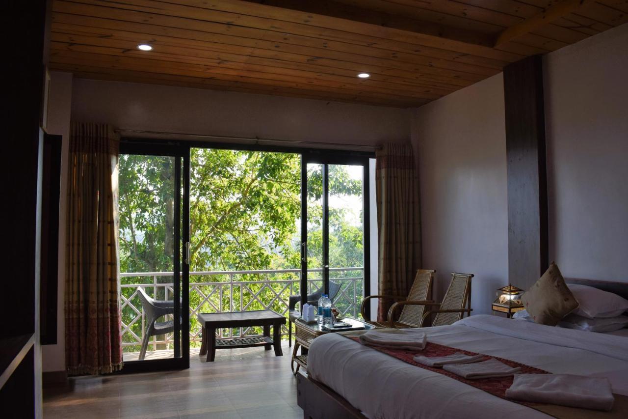 Brahmaputra Jungle Resort Guwahati Exterior foto